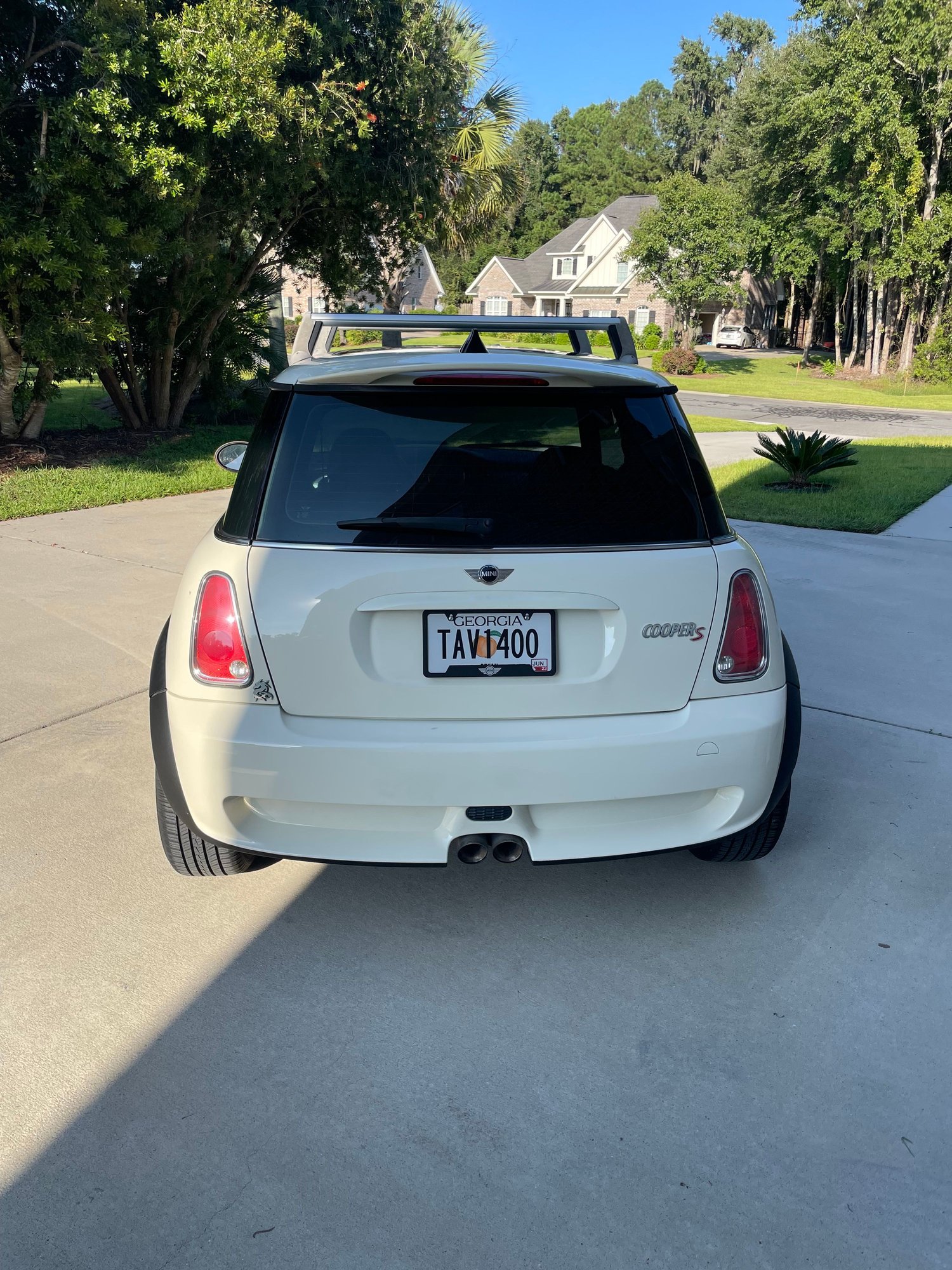 2005 Mini R53: "Mk I" Mini Cooper S - 2005 r53s - Used - VIN WMWRE33535TG98143 - 4 cyl - 2WD - Automatic - Hatchback - White - Savannah, GA 31406, United States