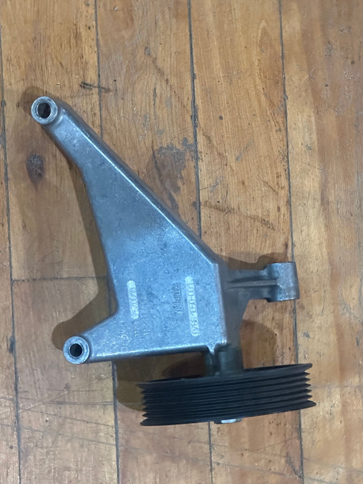 Miscellaneous - AC Compressor Delete Pulley R53/R52/R50 11-28-7-570-810 - New - -1 to 2027  All Models - Montreal, QC H3H2J2, United States