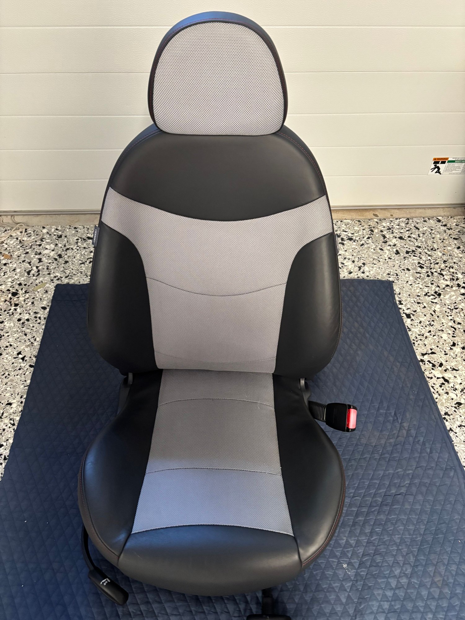 Interior/Upholstery - GENUINE MINI GP Seats - Used - 2002 to 2006  Cooper - Cedar Park, TX 78641, United States