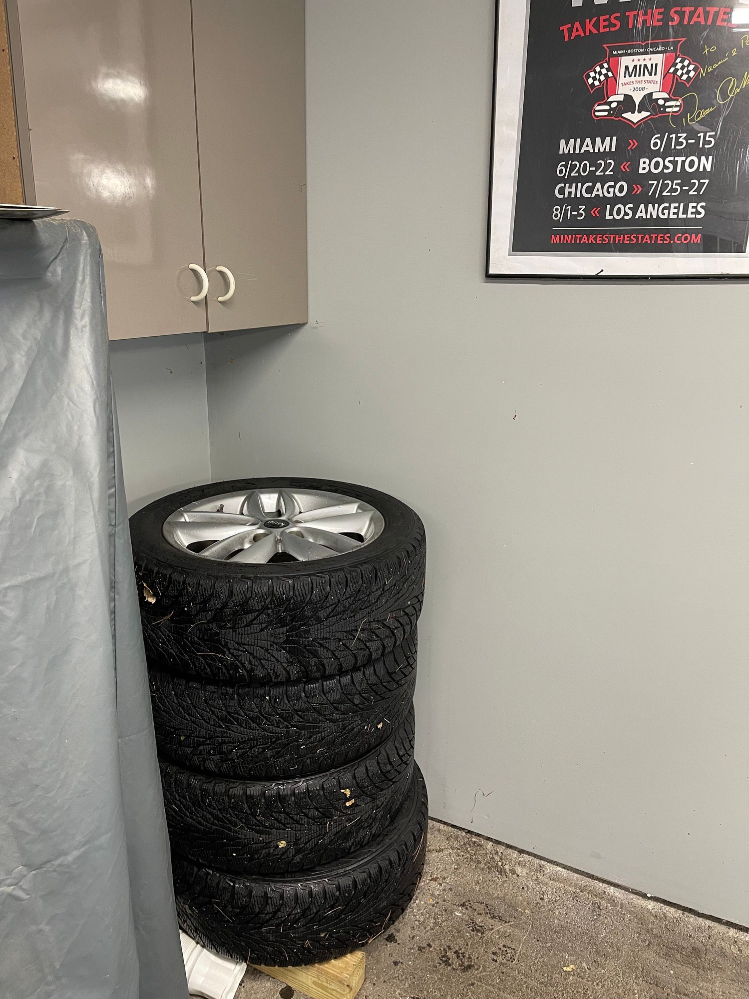 Wheels and Tires/Axles - MINI Countryman 2011-2016 17" Winter Wheels and Snow Tire Package - Used - 2011 to 2016 Mini R60: Countryman - Norwell, MA 02061, United States