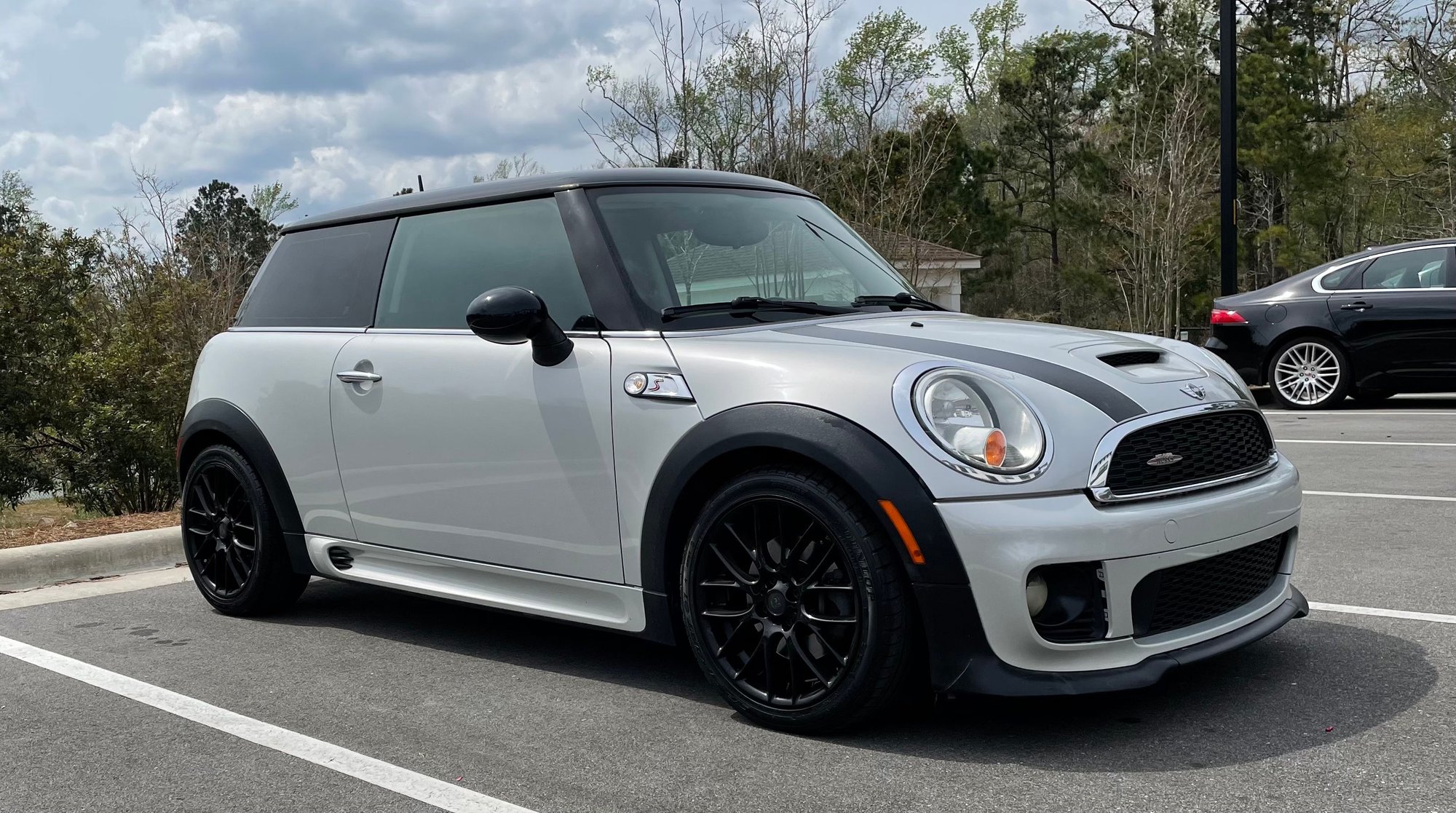 2012 Mini R56: "Mk II" Mini Hatch/Hardtop range - 2012 Mini Cooper S - Used - VIN WMWSV3C59CTY26218 - 105,300 Miles - 2 cyl - 2WD - Manual - Hatchback - Gray - Wilmington, NC 28411, United States