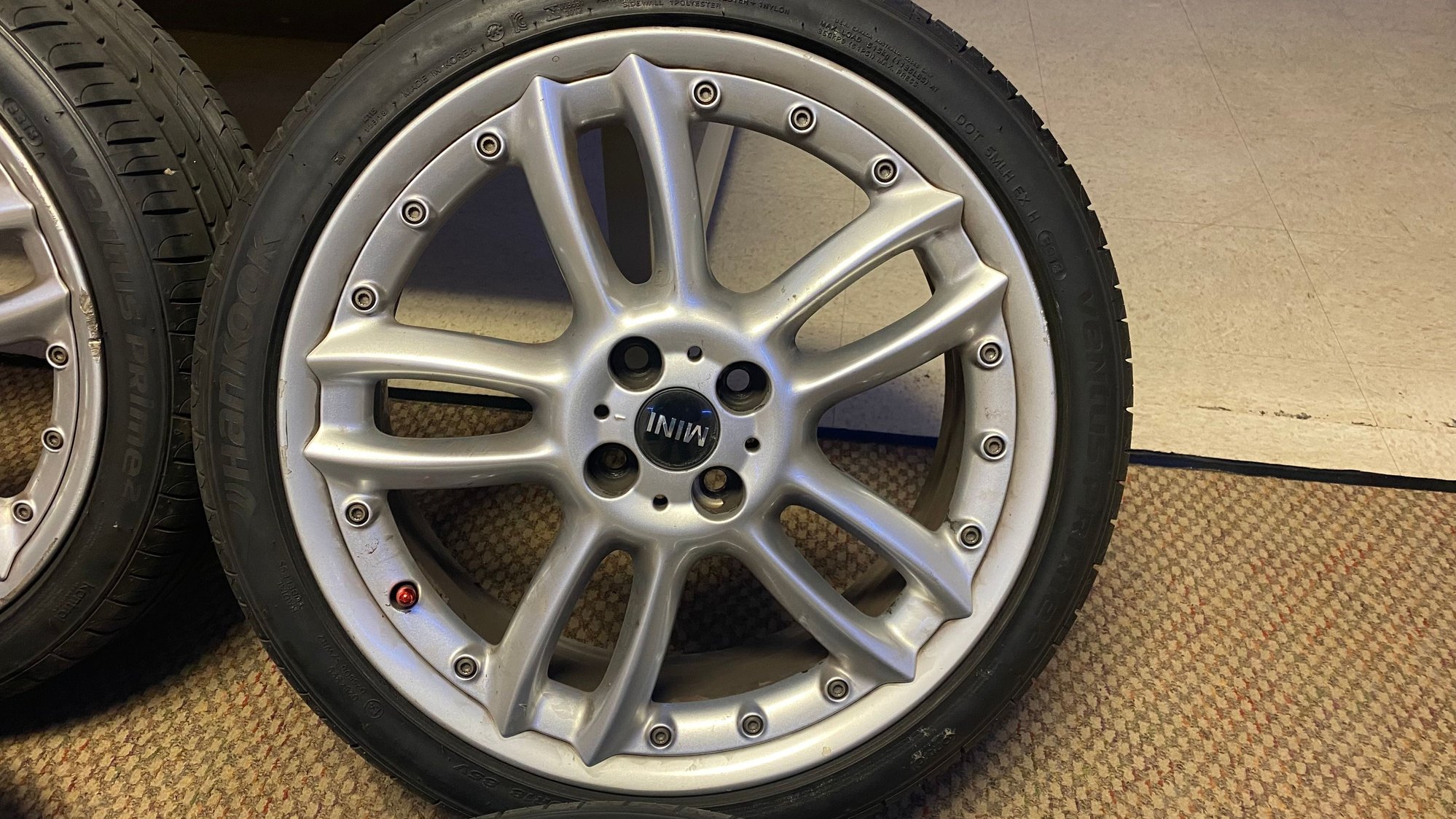 Wheels and Tires/Axles - Set of 4 OEM R109's  18x7 (wheels and tires) - Used - All Years Mini All Models - Jacksonville, NC 28546, United States