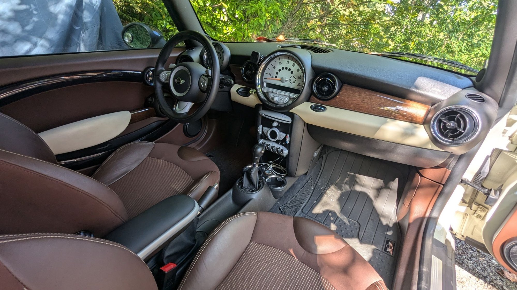 2008 Mini R55: "Mk II" Mini Clubman - 2008 Mini Cooper Clubman - Used - VIN WMWML33598TN68241 - 116,000 Miles - 4 cyl - 2WD - Automatic - Wagon - White - Seattle, WA 98122, United States