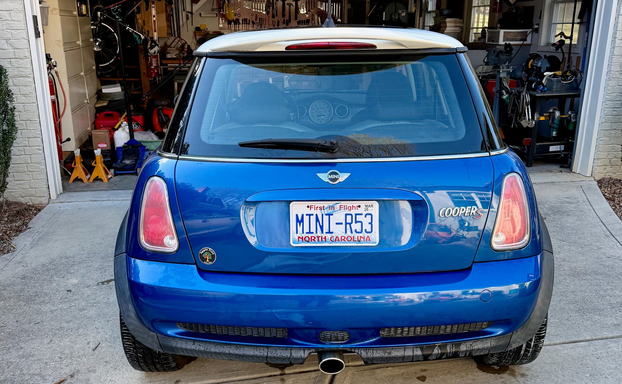 2005 Mini R53: "Mk I" Mini Cooper S - FOR SALE - 2005 r53 manual 79K miles - Charlotte NC - $6900 - Used - VIN WMWRE335X5TL12265 - 79,524 Miles - 4 cyl - 2WD - Manual - Coupe - Blue - Charlotte, NC 28226, United States