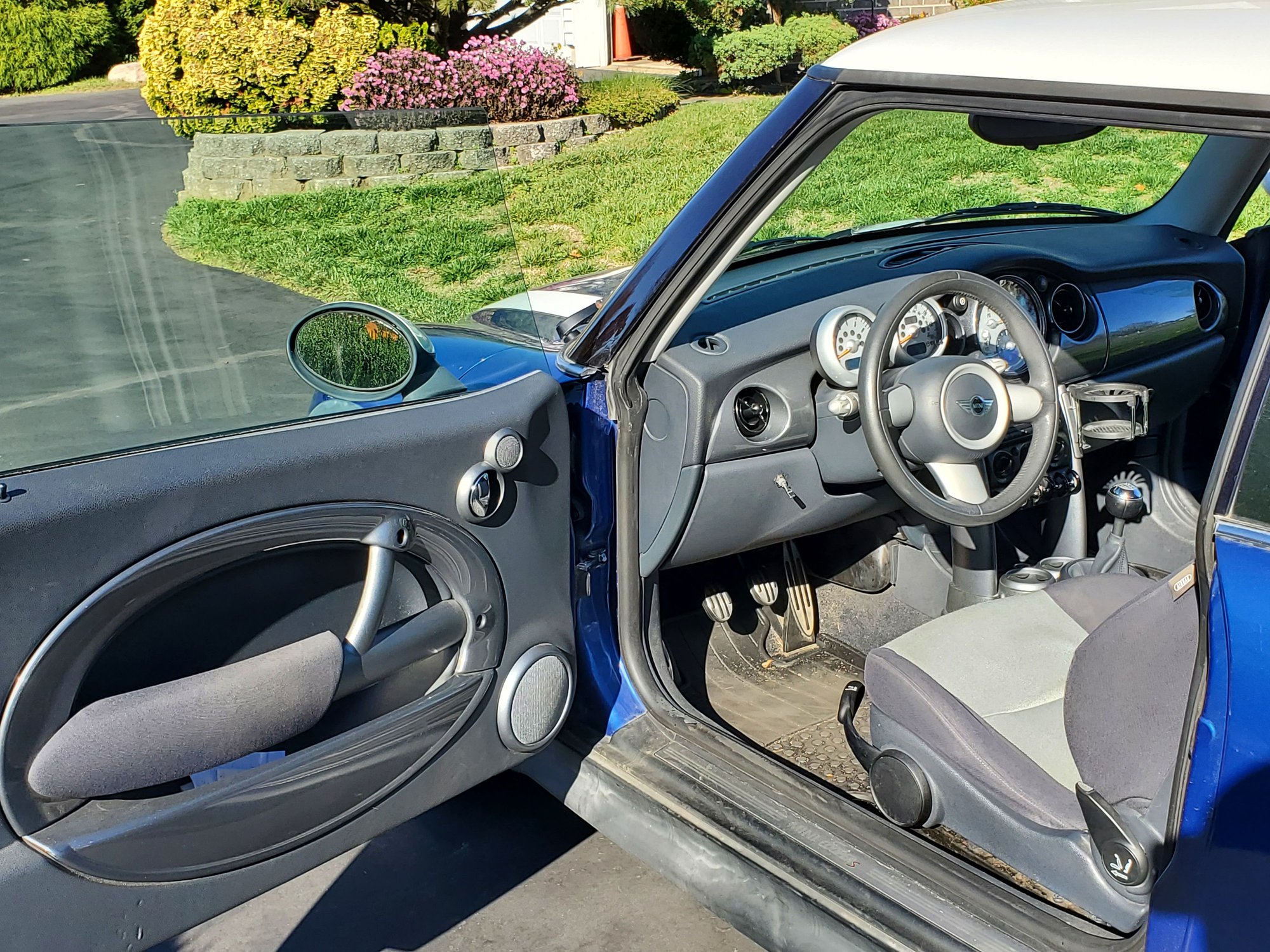 2005 Mini R53: "Mk I" Mini Cooper S - NJ: 2005 Mini Cooper S R53 6 speed ~62k Miles - Used - VIN WMWRE335X5TL11245 - 62,000 Miles - 4 cyl - 2WD - Manual - Hatchback - Blue - Trenton, NJ 08691, United States