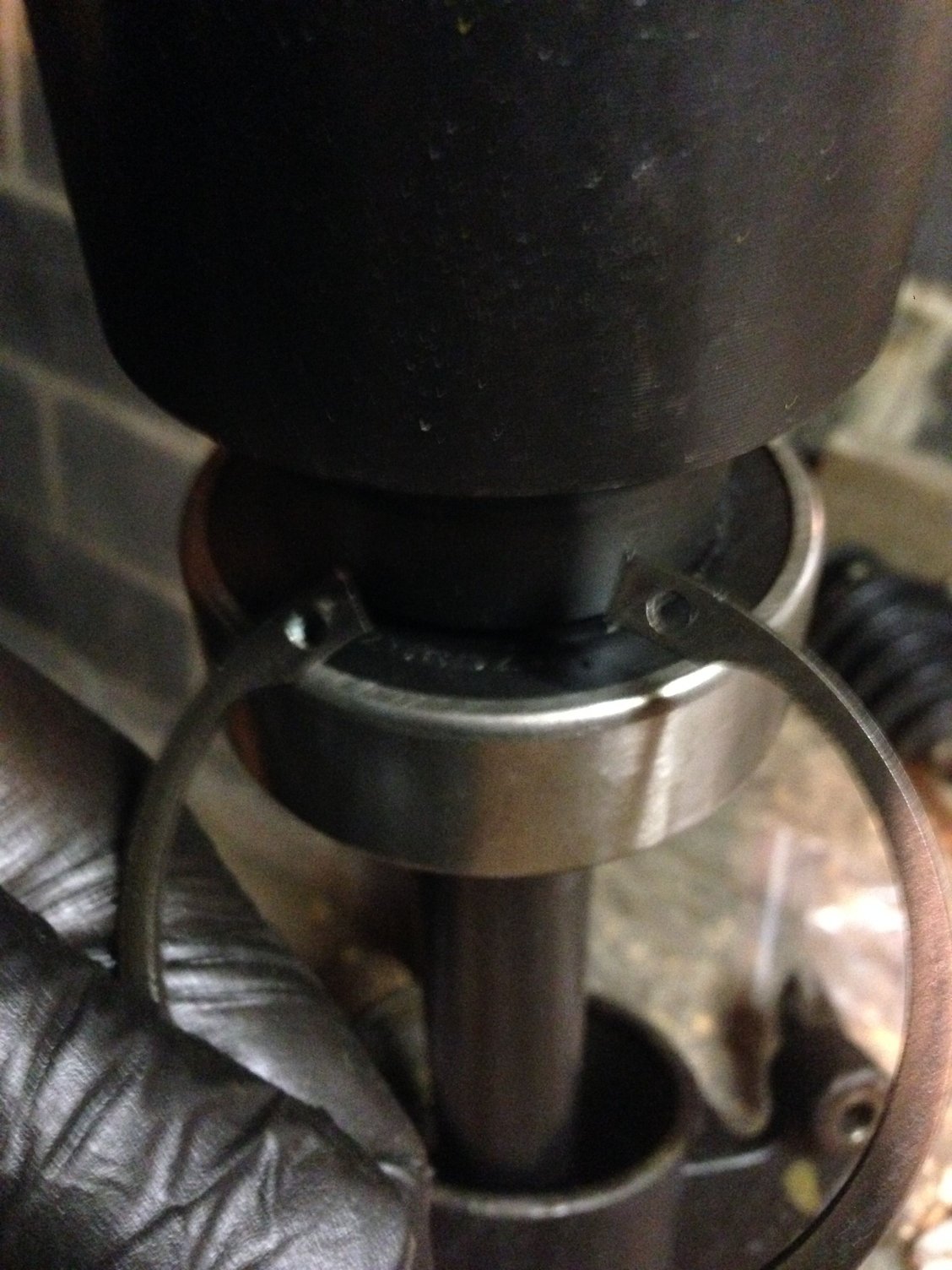 DSS CV Axle How do you get the lock ring back on? North American