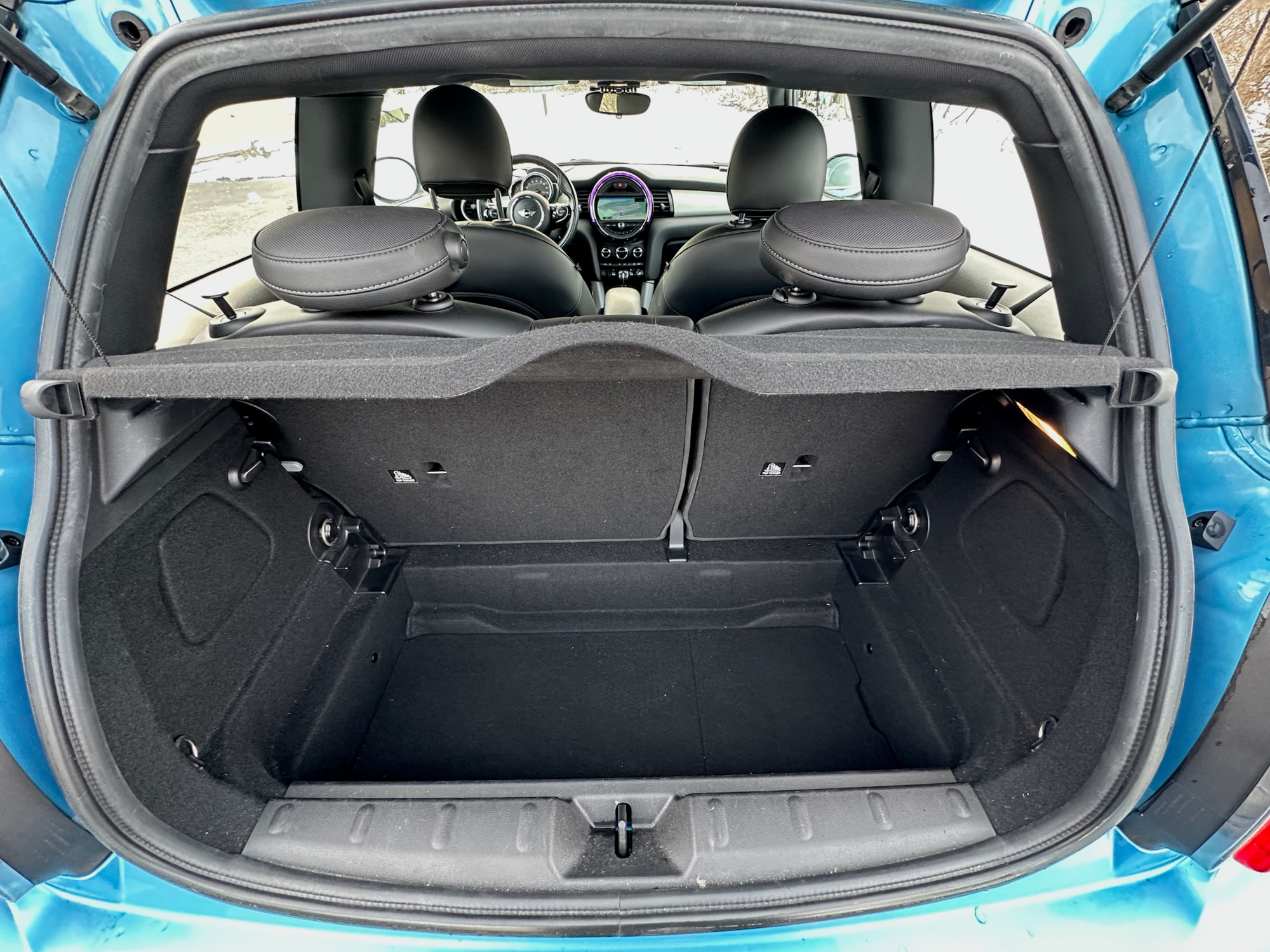 2015 Mini F56: Mini Hatch/Hardtop - 2015 MINI Cooper S – Fully loaded, Excellent condition - Used - VIN WMWXP7C56F2A60999 - 148,962 Miles - 4 cyl - 2WD - Manual - Hatchback - Blue - Dayton, OH 45431, United States