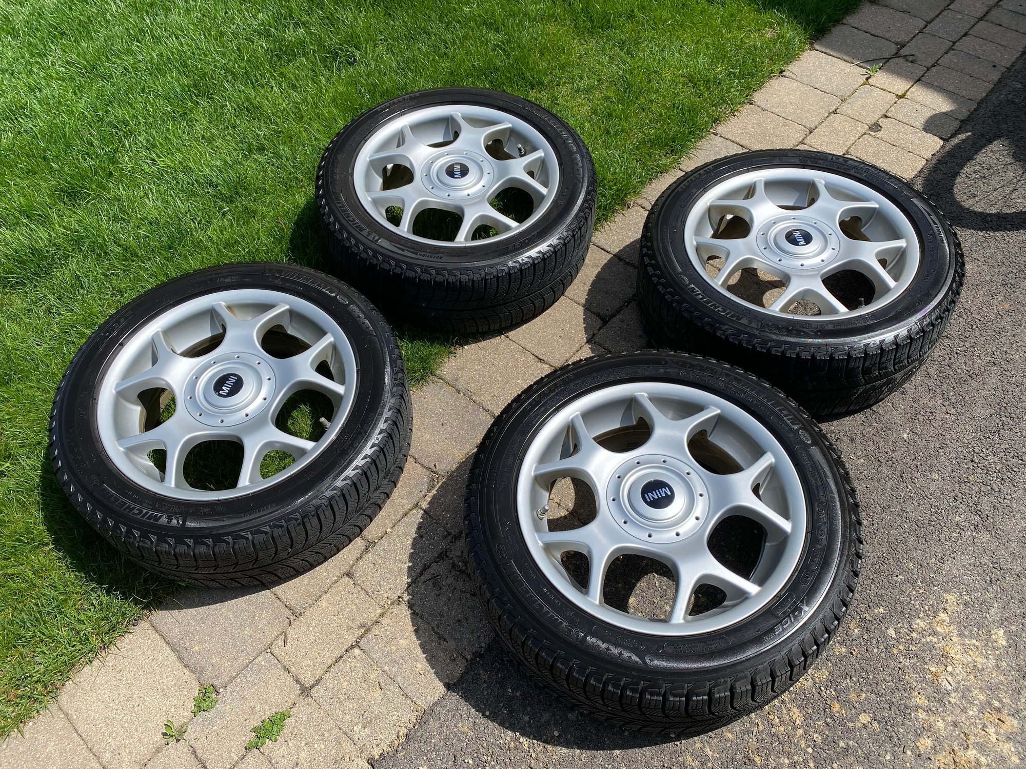 2013 Mini R55: "Mk II" Mini Clubman - Winter Wheel/Tire Set: R84 X-Lites w/Michelin X-Ice XI3 XL (w/TPMS) - Wheels and Tires/Axles - $250 - Wauconda, IL 60084, United States