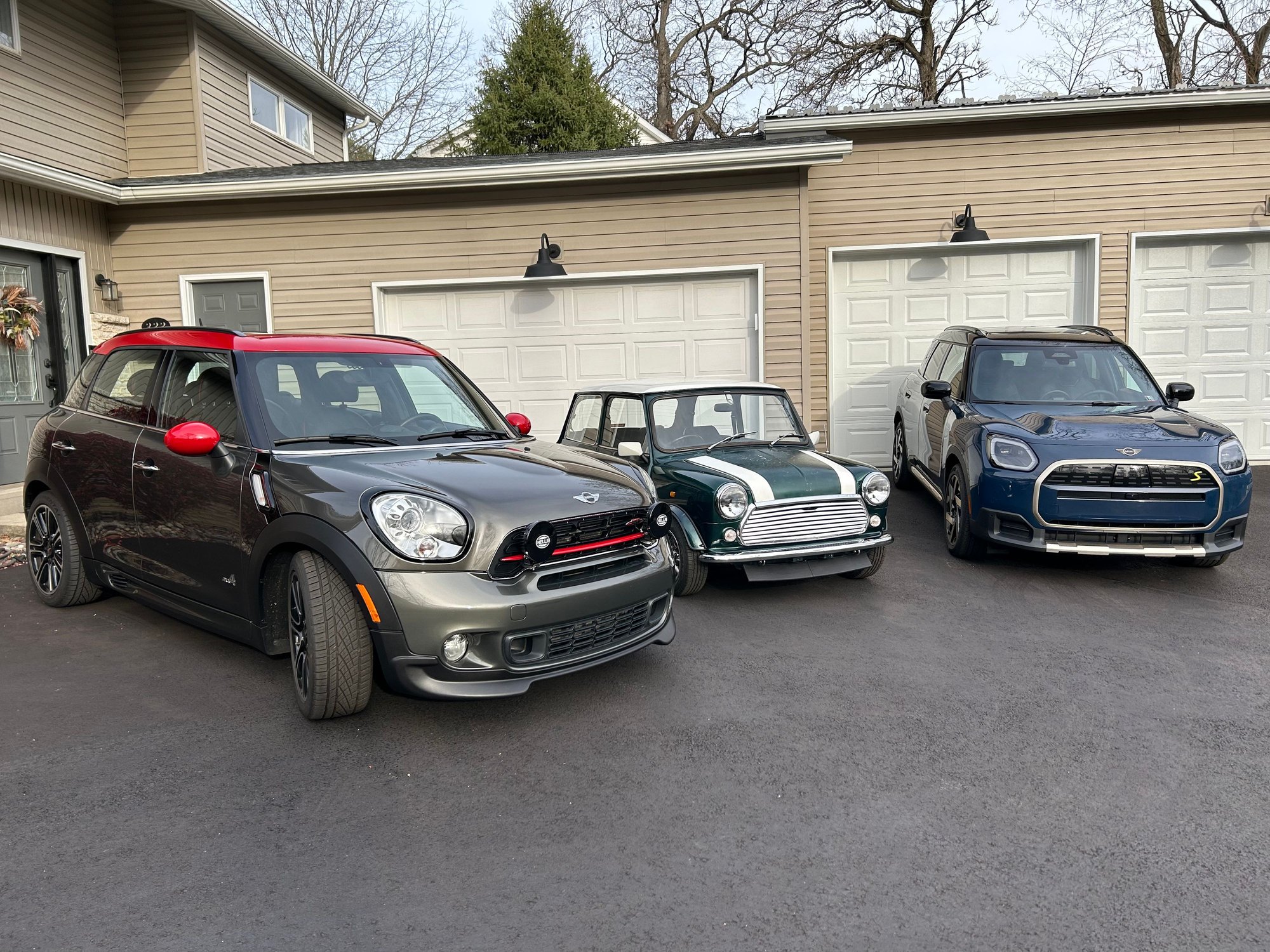 2013 Mini R60: Countryman - 2013 Countryman JCW - 72k miles - Used - VIN WMWXD1C50DWM28618 - 72,549 Miles - 4 cyl - Manual - SUV - Gray - Palmerton, PA 18071, United States