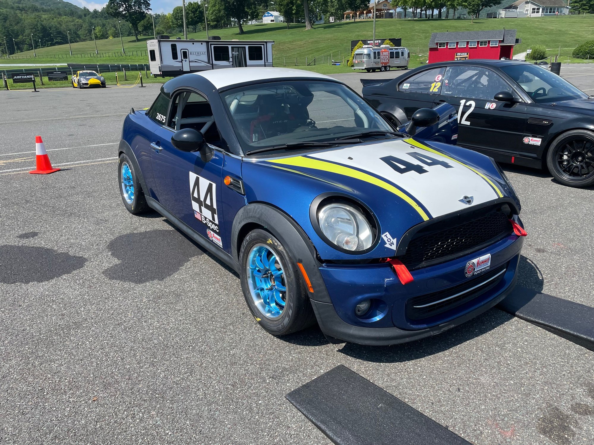 A B-Spec MINI Coup�