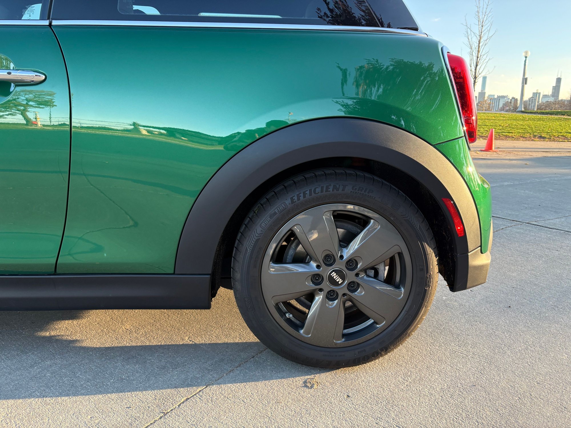 2024 Mini F56: Mini Hatch/Hardtop - 2024 Mini Cooper Hardtop 3-door 6spd - Green on Tan with Low Miles! - Used - VIN WMW33DH08R2U53099 - 12,900 Miles - 3 cyl - 2WD - Manual - Hatchback - Other - Madison, WI 53705, United States