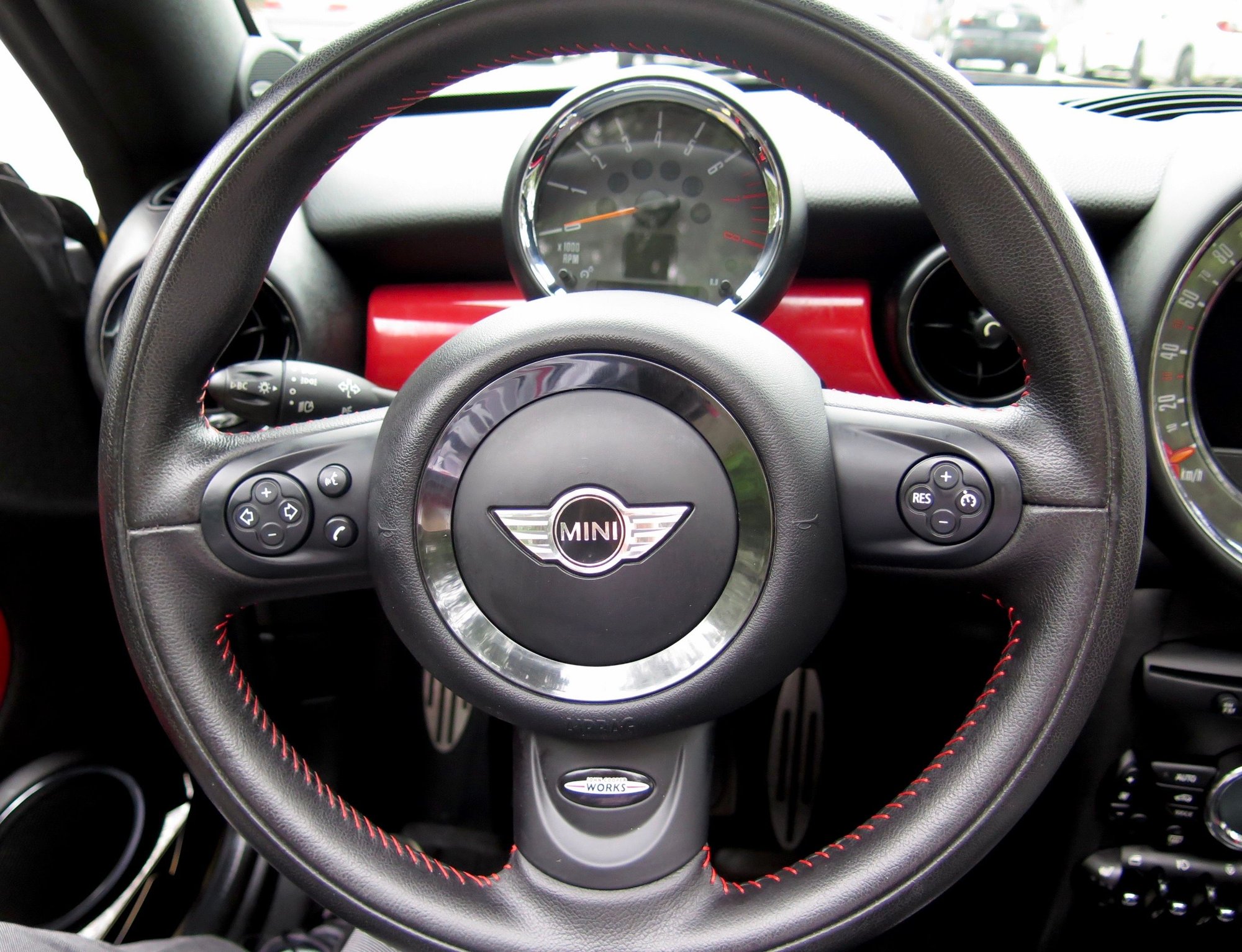 2015 Mini R59: Roadster - JCW Roadster - One Owner - Excellent - Clean Carfax - Used - VIN wmwsy9c51ft432744 - 73,000 Miles - 4 cyl - 2WD - Manual - Convertible - Black - Toronto, ON M6K 3R, Canada