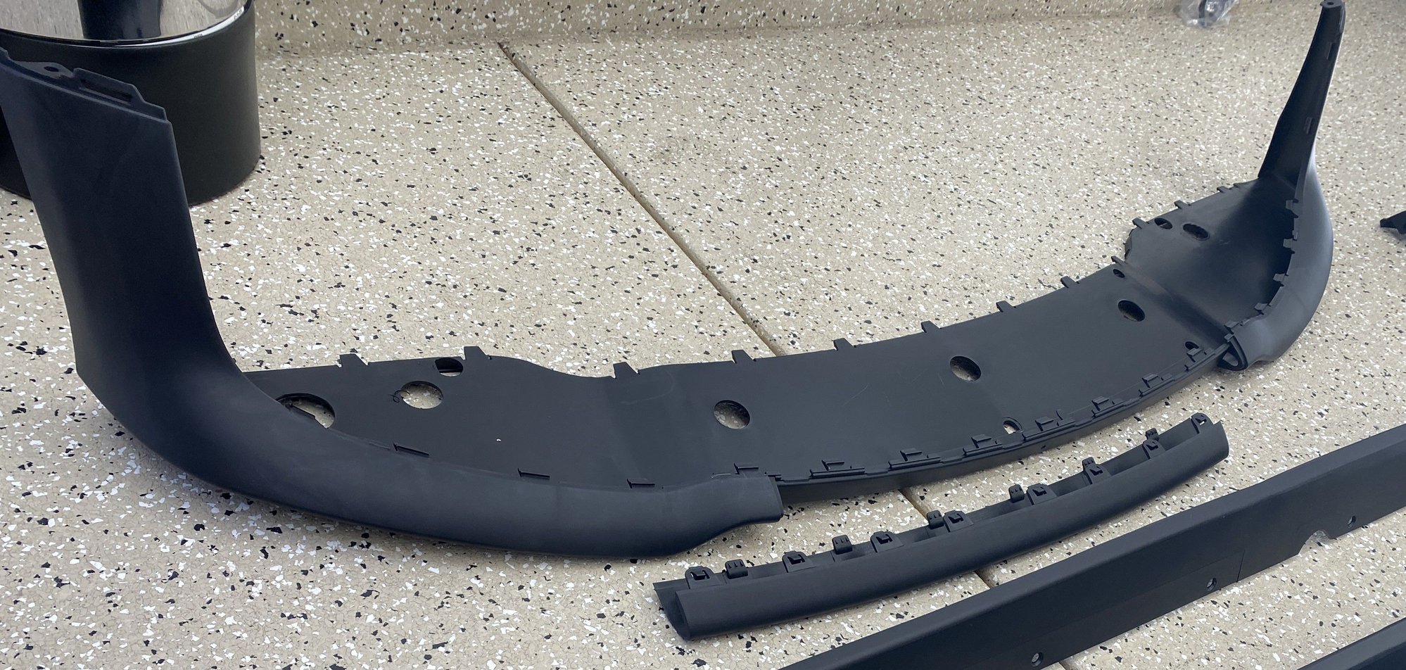 Exterior Body Parts - R55 R56 R57 R58 R59 Mini Cooper S JCW Aerodynamics Front Lower Spoiler - New - 2007 to 2014 Mini R56: "Mk II" Mini Hatch/Hardtop range - 2009 to 2016 Mini R57: "Mk II" Mini Convertible - 2012 to 2015 Mini R58: Coupe - 2012 to 2015 Mini R59: Roadster - 2008 to 2014 Mini R55: "Mk II" Mini Clubman - Fillmore, CA 93015, United States