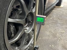 Tried to measure the wheel camber.