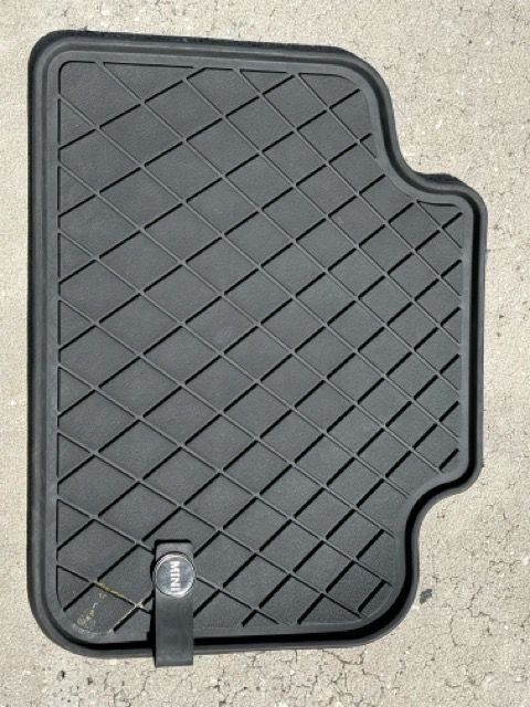 Accessories - Mini OEM All Weather Floor Mats for F60 Countryman 2016-2024 - Used - 2016 to 2024 Mini F60: Countryman - Tampa, FL 33615, United States