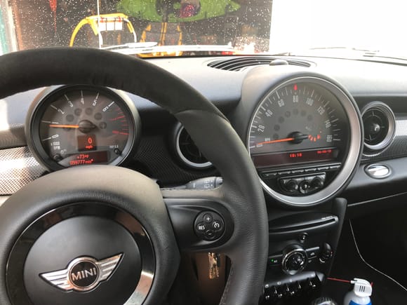 Swapped in some OEM JCW gauge faces. Other that getting the tach needle off this was easy and looks great imo.