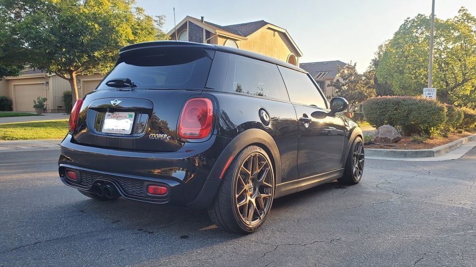 2015 Mini F56: Mini Hatch/Hardtop - 2015 F56 Mini Cooper S - Used - VIN WMWXP7C5XF2A35636 - 26,000 Miles - 4 cyl - 2WD - Automatic - Hatchback - Black - Morgan Hill, CA 95037, United States