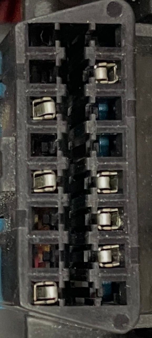 This is the port connection on my limit 625