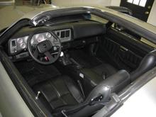 81Z28 95Z28 interior