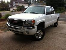 2005 GMC Sierra 2500HD Leveled Out, Removed Trim, Lifted Bumper.