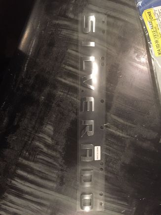 Yes the paint on the tailgate isbthat bad at moment..... Lost track of how long i had my paint when we tried to fix what looked like a scratch under the clearcoat and....... Well it was old and peeled everything off!!! Anyway i am going with 07up style emblems.... IMO they look a lot better than the ones that cane on the truck...