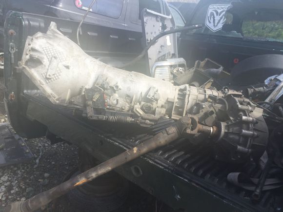 This is a 4wd with the rear plug