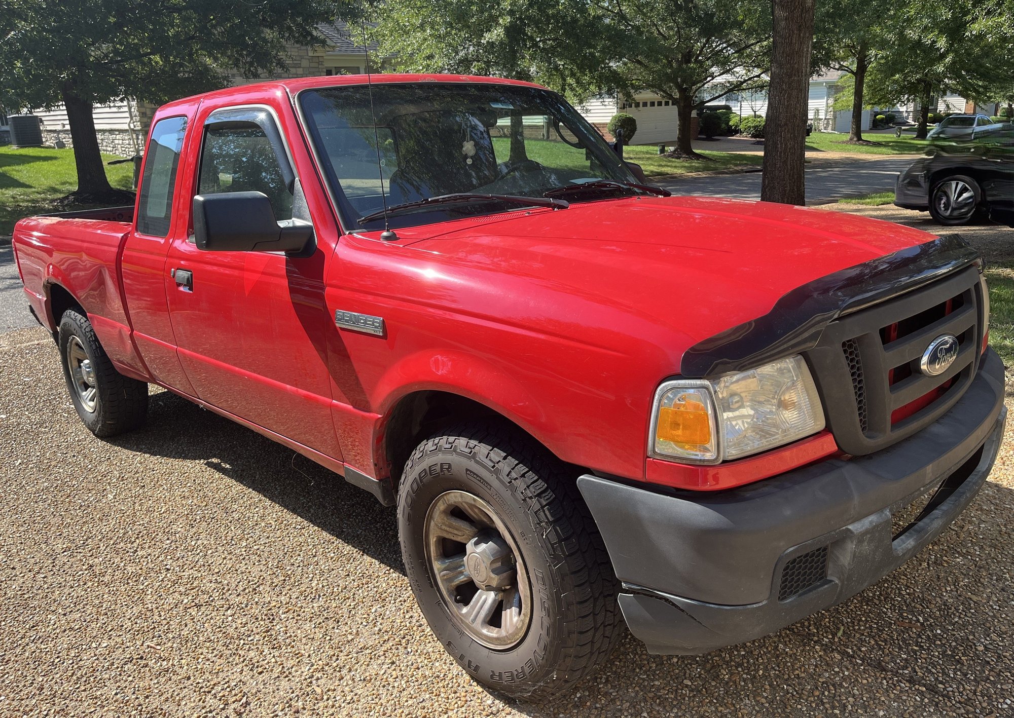 2007 Ford Ranger - 2007 Ford Ranger XLT - Red- BEST OFFER - Used - VIN 1FTYR44U57PA46552 - 135,804 Miles - 6 cyl - 2WD - Automatic - Truck - Red - Williamsburg, VA 23188, United States