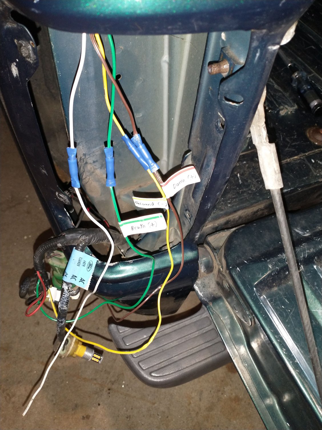 Best Way to Power Truck Cap Interior Dome Light? - Ranger-Forums - The