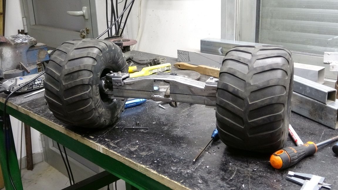 werner's homemade steel solid axles monster truck 1/5 scale Page 4