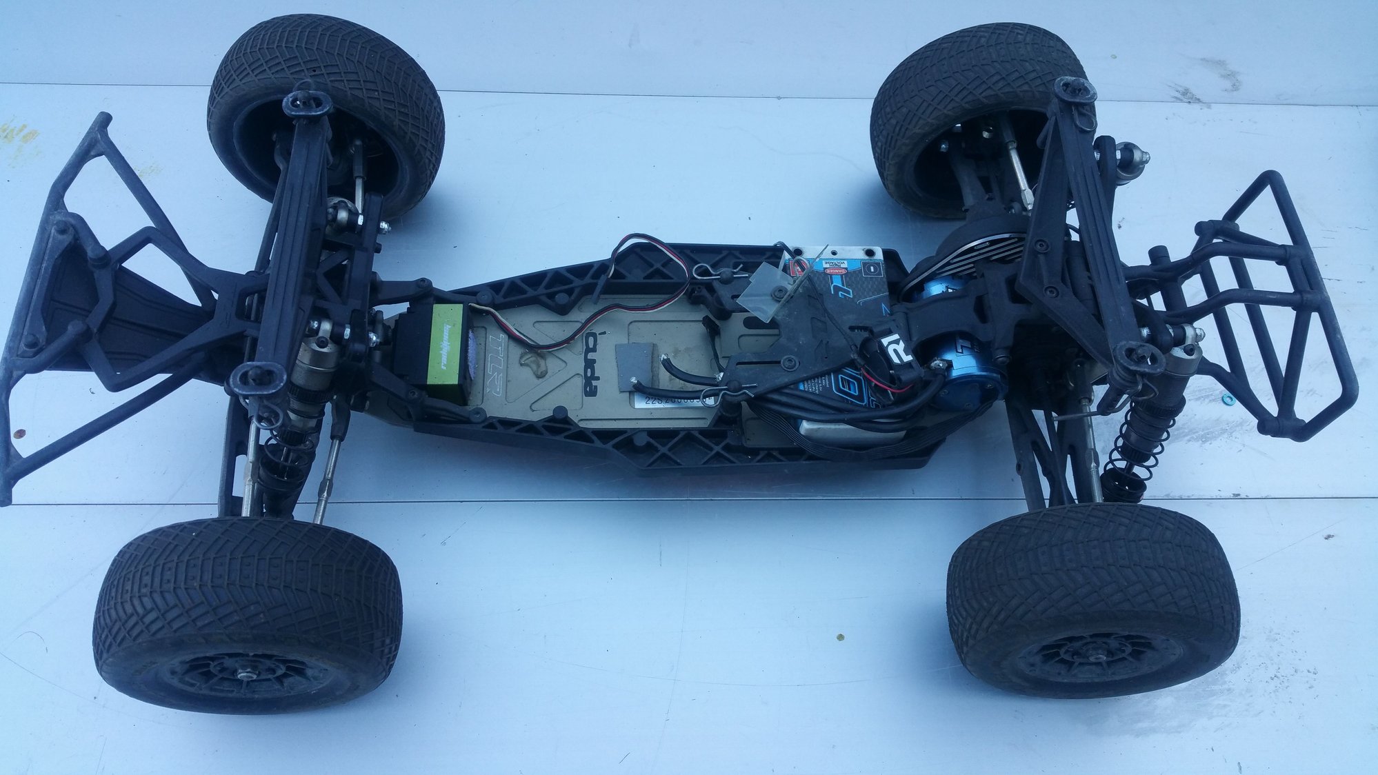 tlr 22 5.0 roller