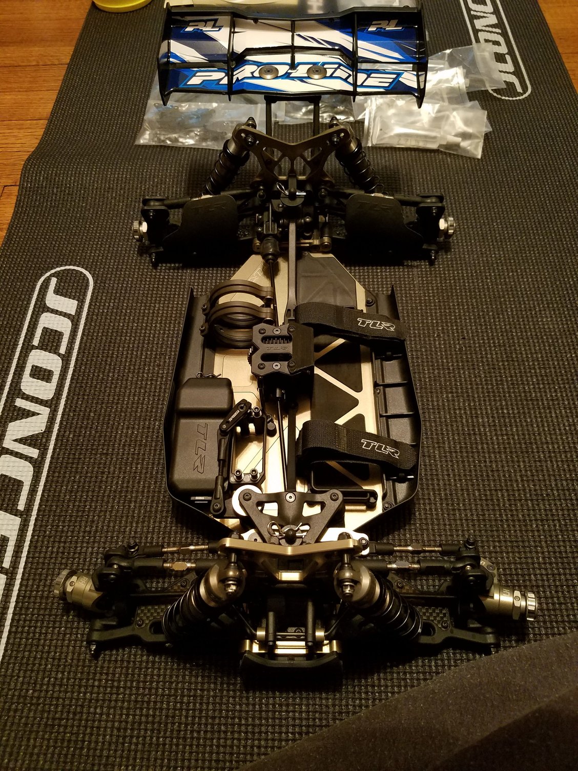 tlr 8ight xe setup