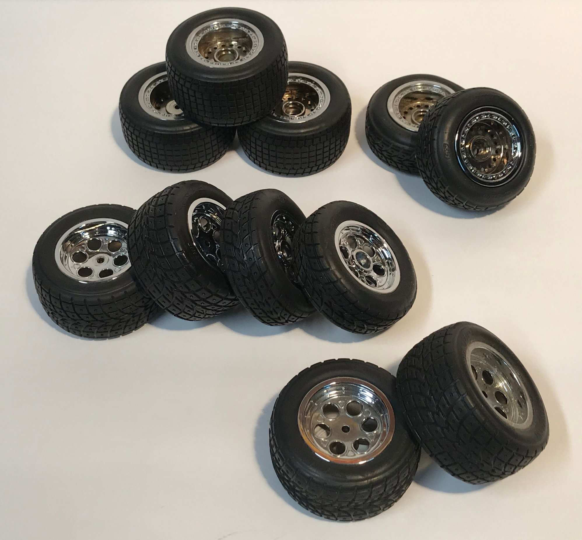 losi mini wheels