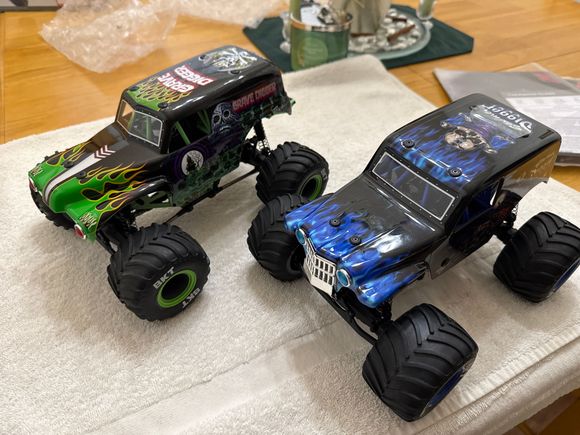 Grave Digger & Son of a Digger