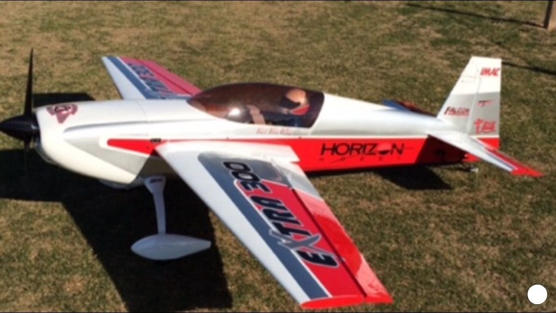 Hangar 9 35 Extra 300's RCU Forums