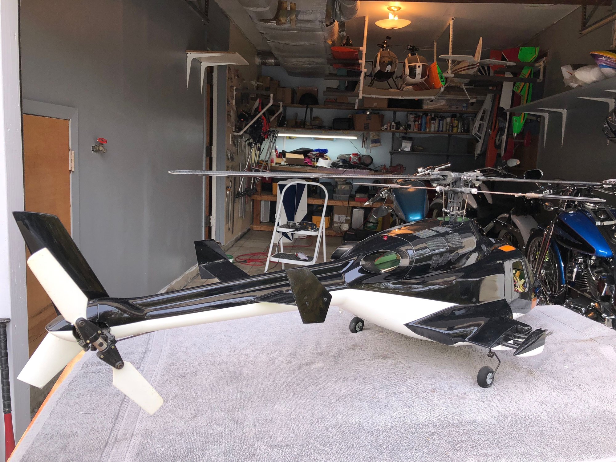 century hawk air wolf 550 size - RCU Forums