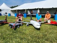 The red joker in this photo has a DS 98 installed