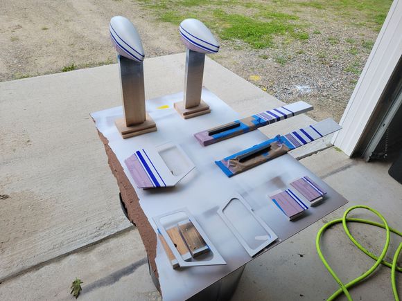 Last batch of items that will be sprayed yellow.