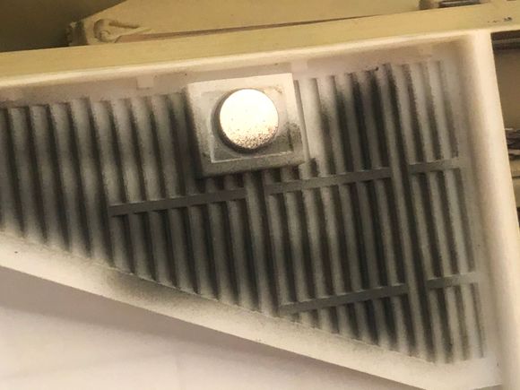 Magnetic added to deck mount to hold better. The stock hull magnetics were left in place. 