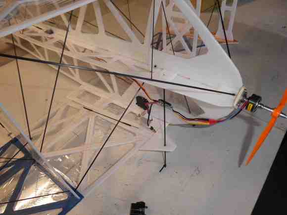 Now fitted with metal gear servo at 19g. AUW!