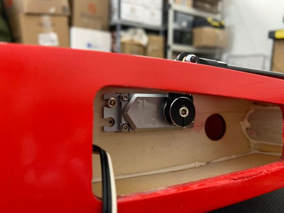 Elevator installation is quite simple.  Again a 1"/25mm servo horn is perfect.