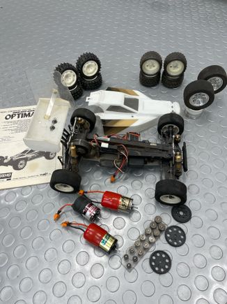 Complete racing buggy with extras