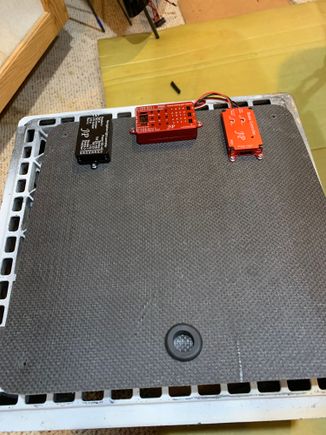 Controllers mounted forward. All wing and rear fuse wires come thru rubber grommet 