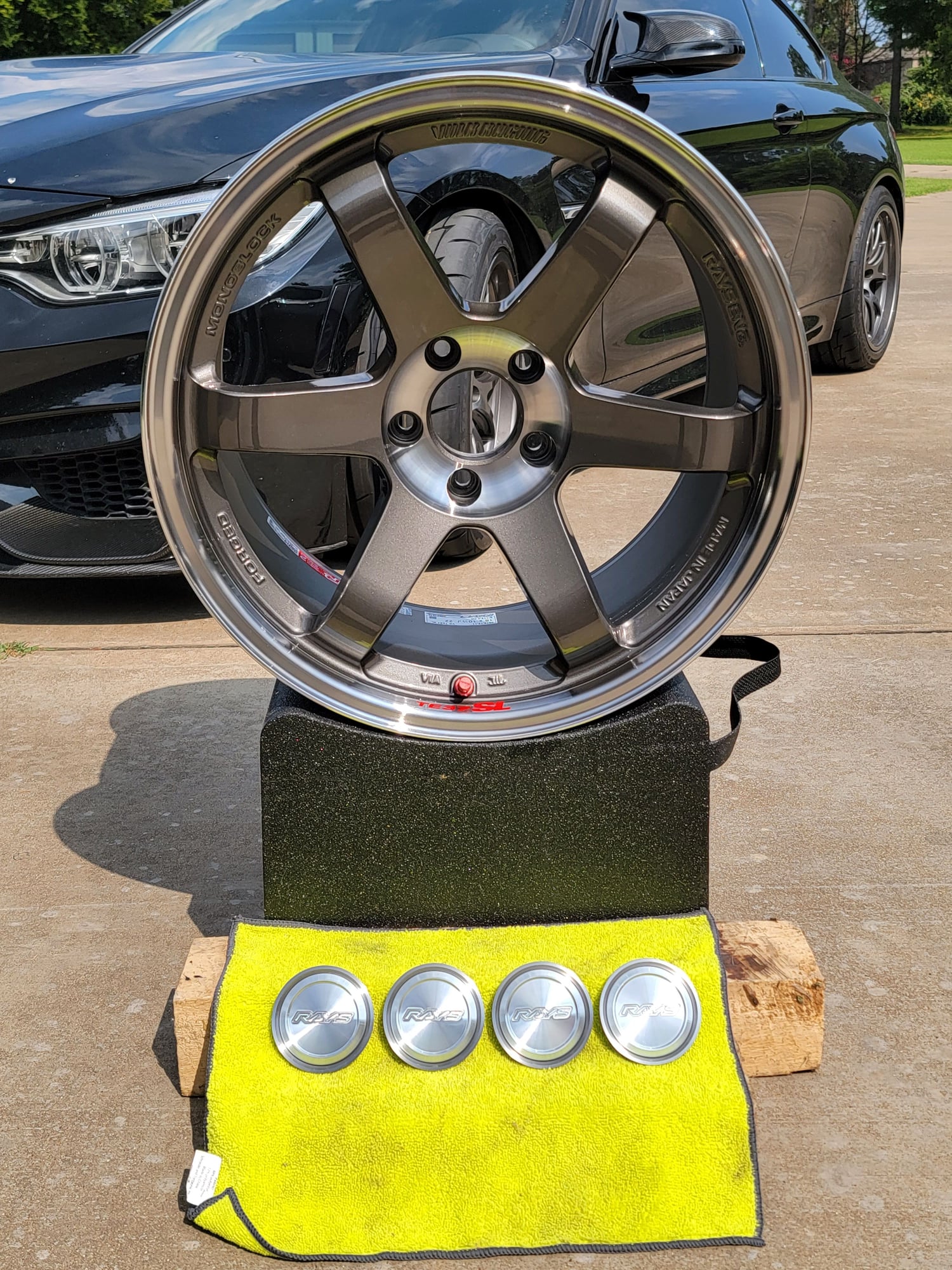 Wheels and Tires/Axles - Staggered TE37 SL 18 x  9.5/10.5 +22 PRESSED GRAPHITE Tires + Center caps - Used - 0  All Models - Dallas, TX 75001, United States