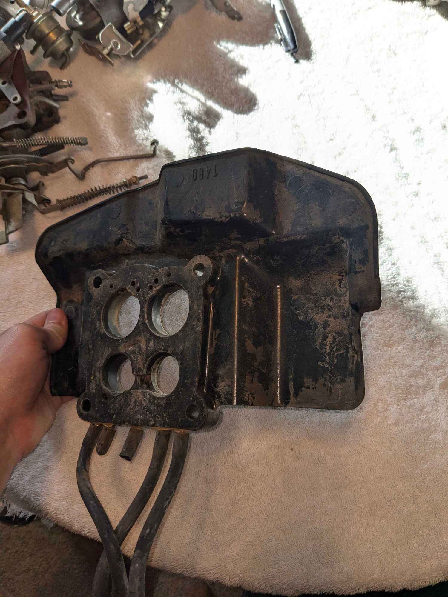 Part 4: Unknown plastic piece