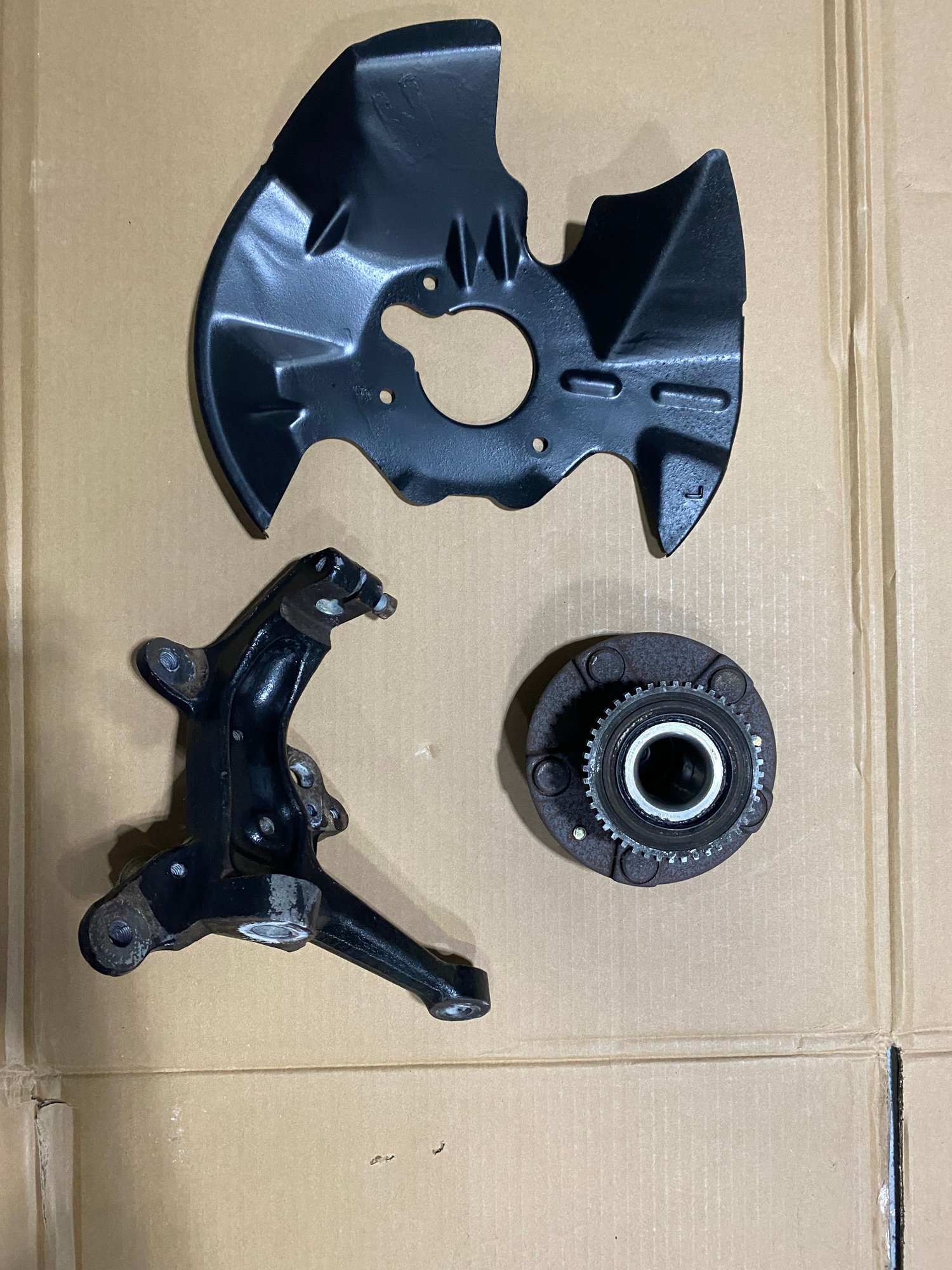 Steering/Suspension - FD steering knuckle parts - Used - 1993 to 1995 Mazda RX-7 - Macomb, MI 48042, United States