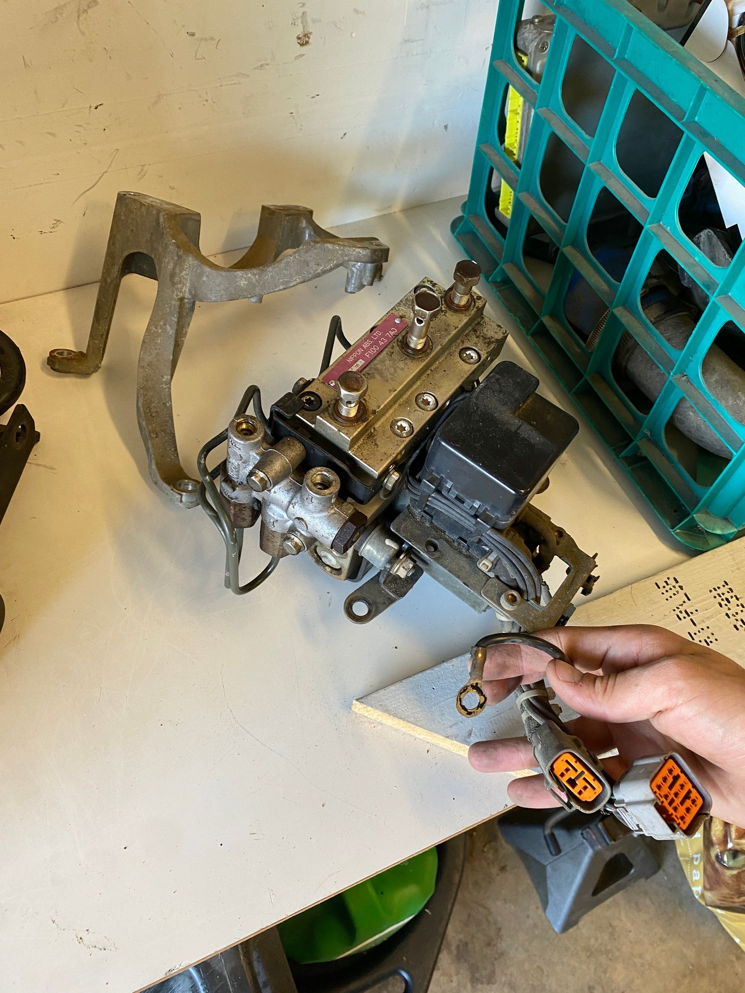 Brakes - RHD ABS unit - Used - Bothell, WA 98012, United States