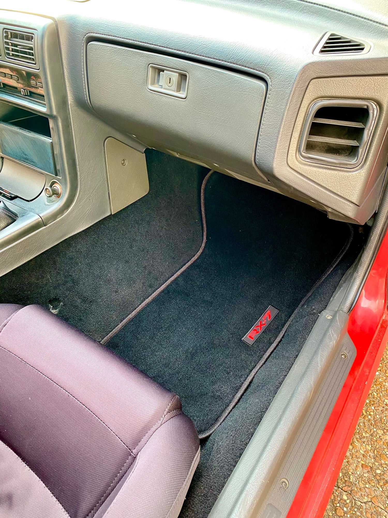 Interior/Upholstery - Nice 2nd gen floor mats - New - 1986 to 1991 Mazda RX-7 - Elkmont, AL 35620, United States