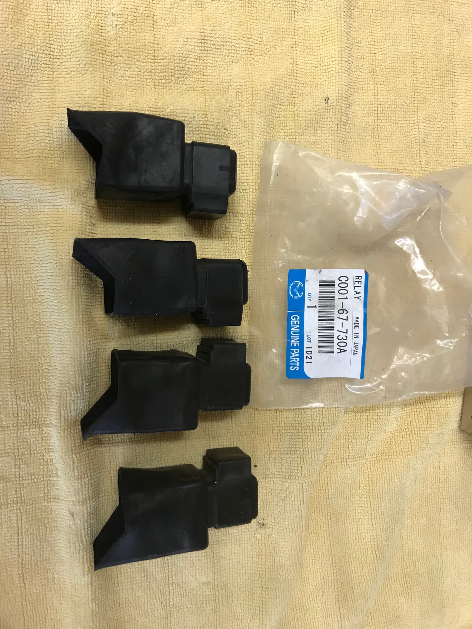 Engine - Intake/Fuel - CRV, BOV, cooling fan relays from 37K mile FD - Used - 1993 to 2002 Mazda RX-7 - Rancho Santa Margarita, CA 92688, United States