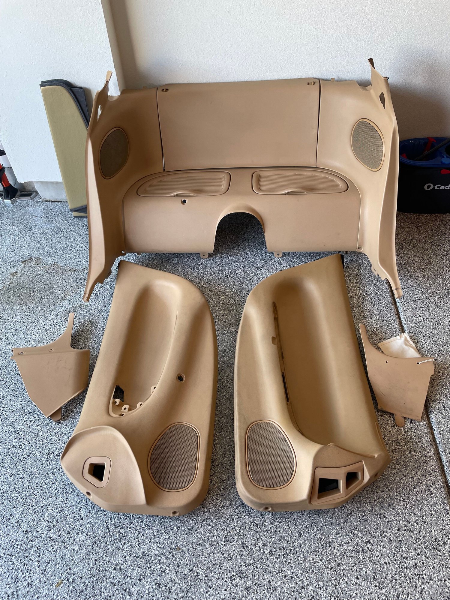 Interior/Upholstery - Tan interior - Used - 1993 to 1995 Mazda RX-7 - Sacramento, CA 95648, United States