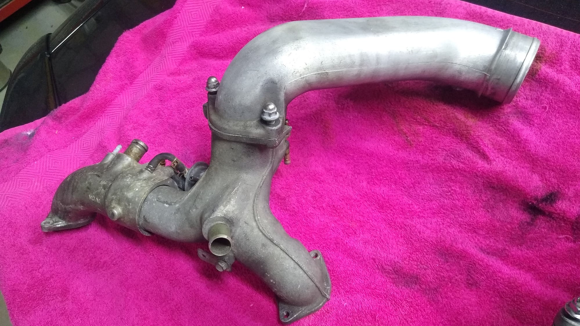 Engine - Intake/Fuel - 99 Spec Y-Pipe with Actuator and Crossover Pipe - TWO available - Used - 1993 to 2002 Mazda RX-7 - Dawsonville, GA 30534, United States